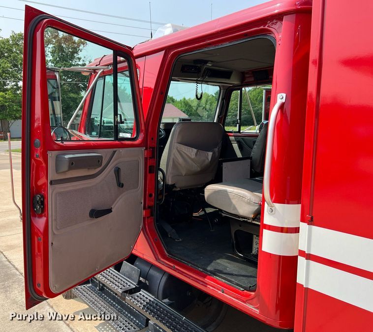 image for item II9156 1997 International 4700  rescue vehicle