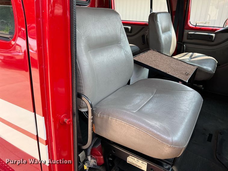 image for item II9156 1997 International 4700  rescue vehicle