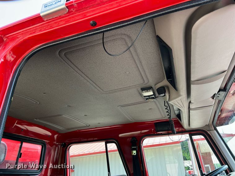 image for item II9156 1997 International 4700  rescue vehicle