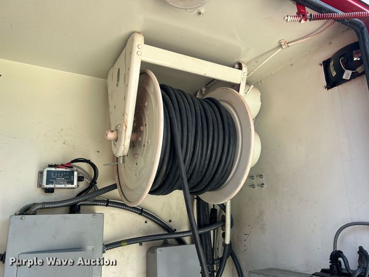 image for item II9156 1997 International 4700  rescue vehicle