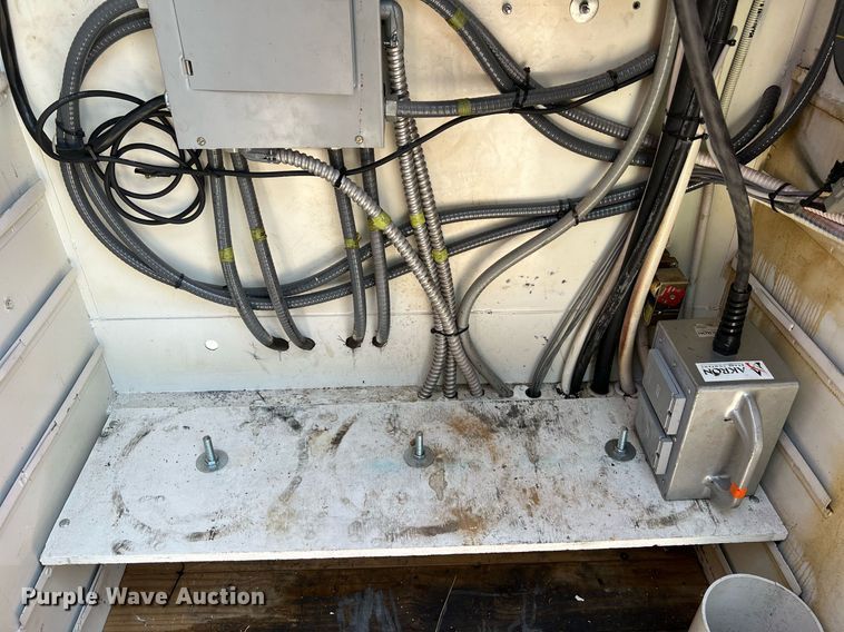 image for item II9156 1997 International 4700  rescue vehicle