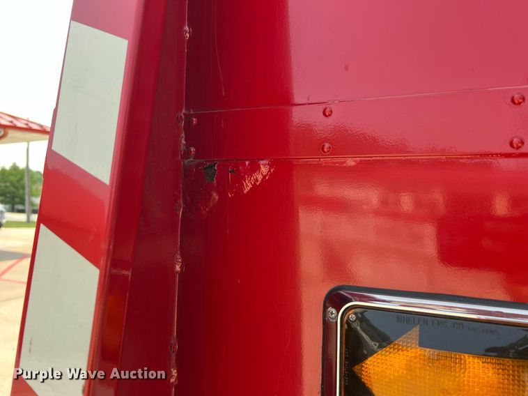 image for item II9156 1997 International 4700  rescue vehicle