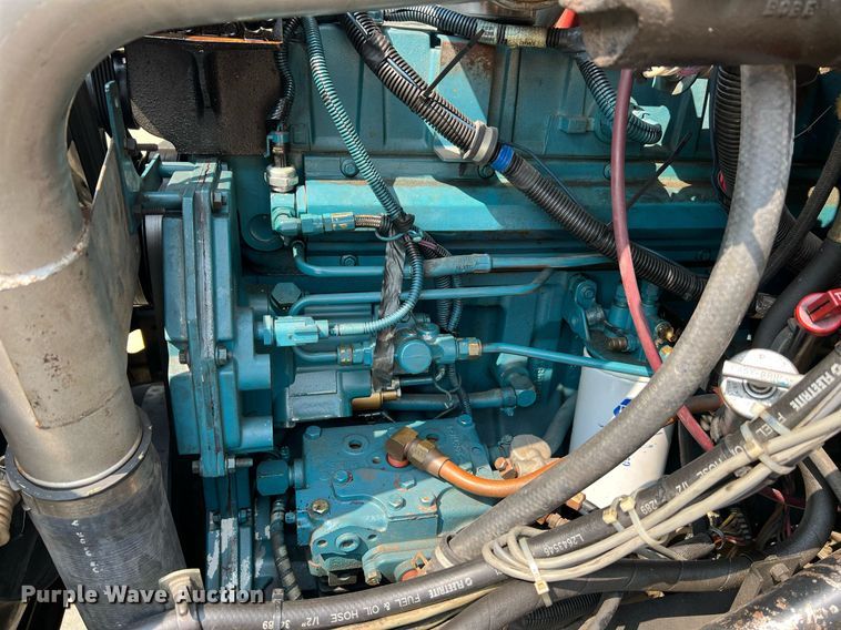 image for item II9156 1997 International 4700  rescue vehicle