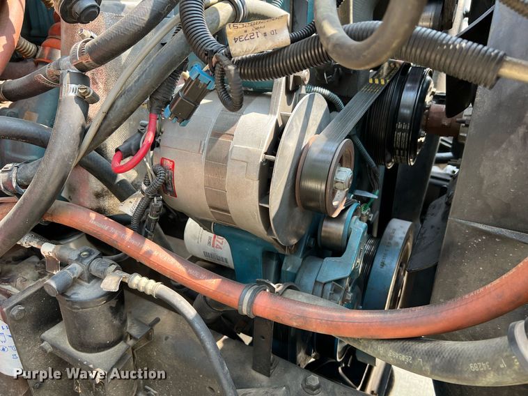 image for item II9156 1997 International 4700  rescue vehicle