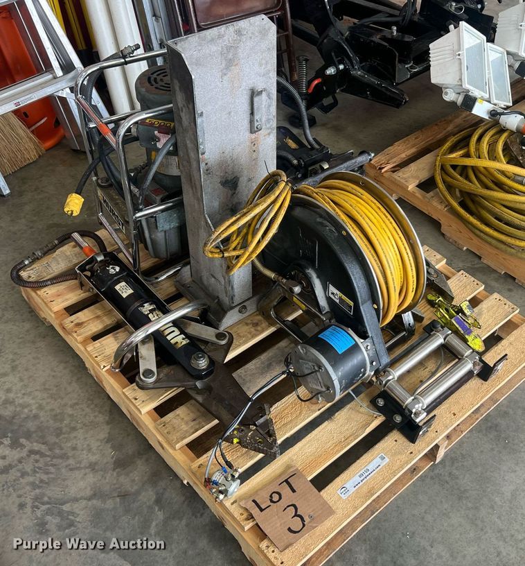 image for item II9159 Hurst Jaws of Life  rescue equipment