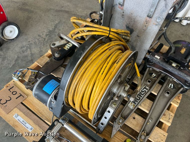 image for item II9159 Hurst Jaws of Life  rescue equipment