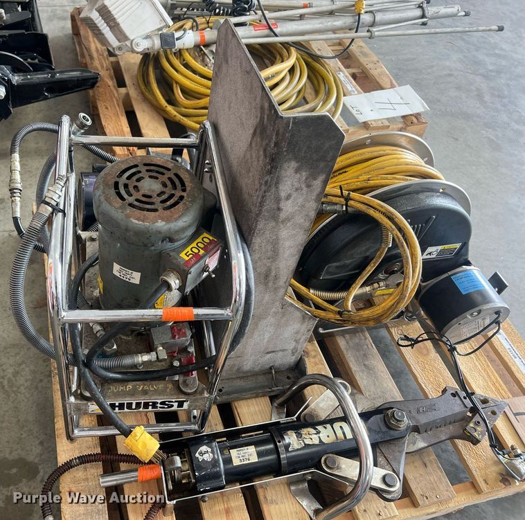 image for item II9159 Hurst Jaws of Life  rescue equipment