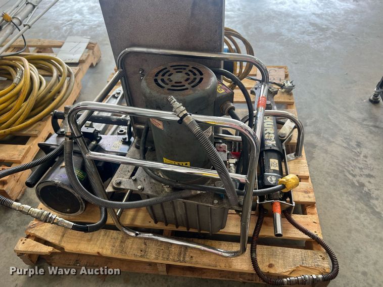 image for item II9159 Hurst Jaws of Life  rescue equipment