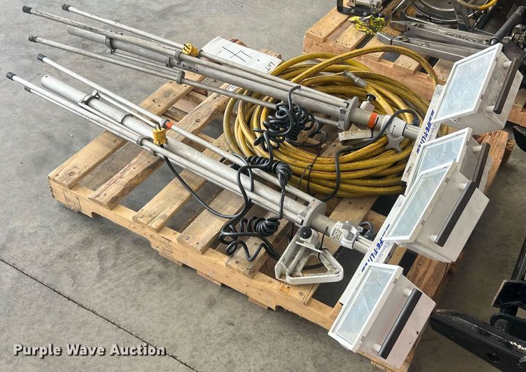 image for item II9160 Tools