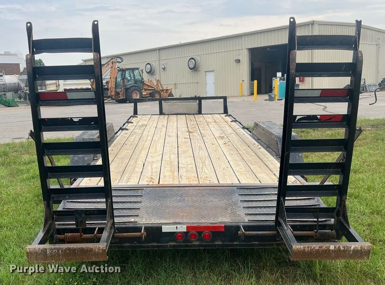 image for item II9168 2008 Doolittle  equipment trailer