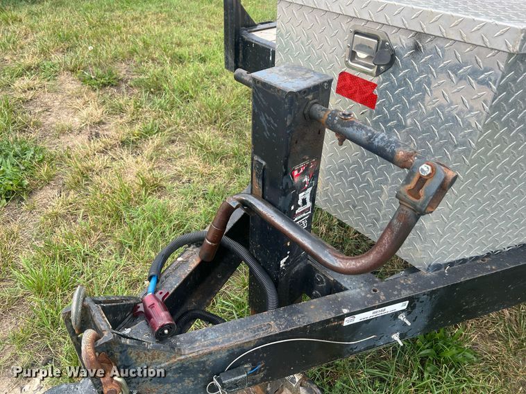 image for item II9168 2008 Doolittle  equipment trailer