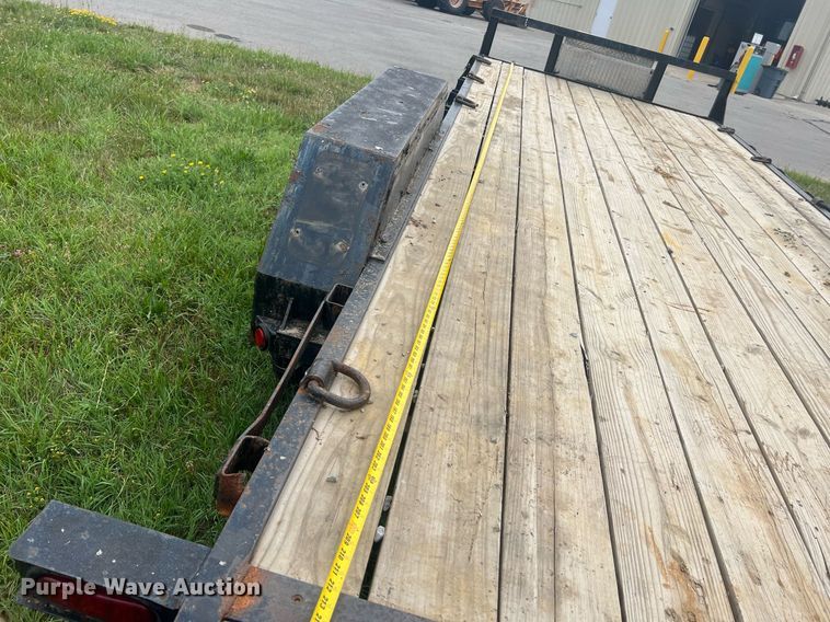 image for item II9168 2008 Doolittle  equipment trailer