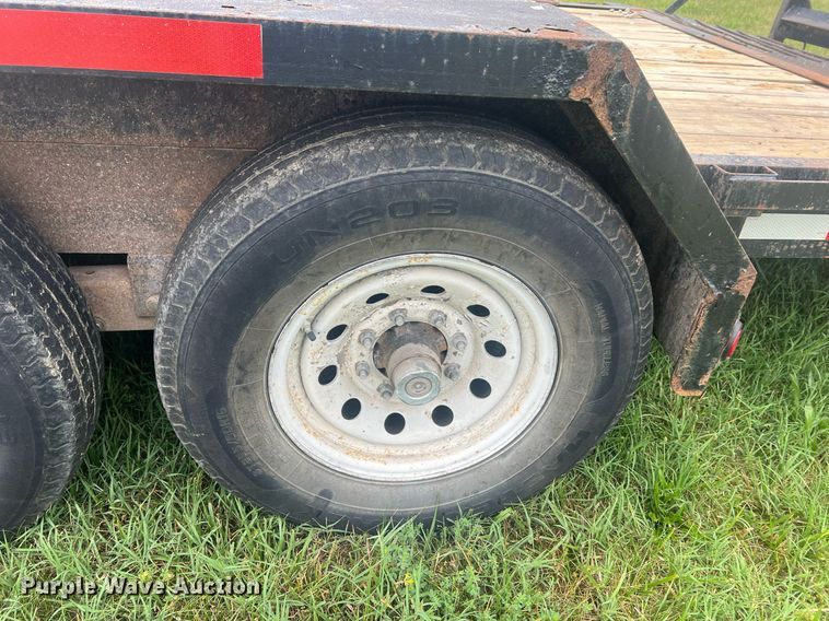 image for item II9168 2008 Doolittle  equipment trailer