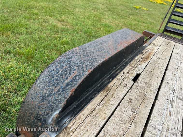 image for item II9169 2008 Doolittle  equipment trailer