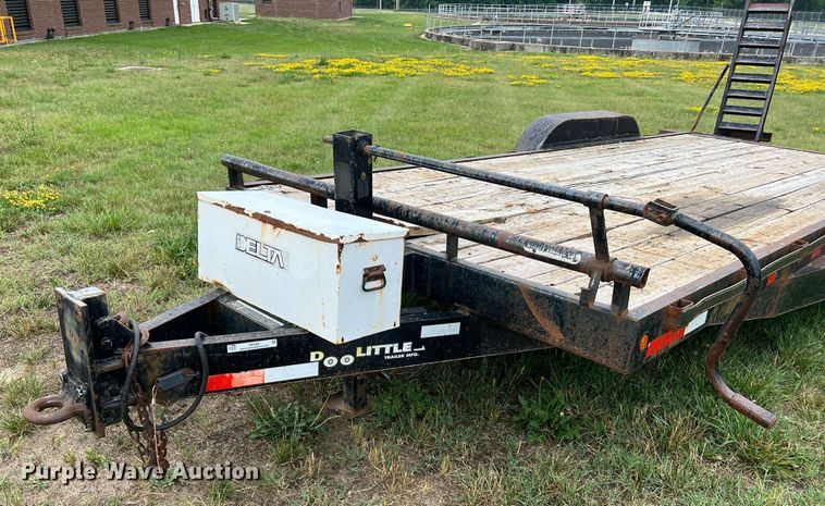image for item II9169 2008 Doolittle  equipment trailer