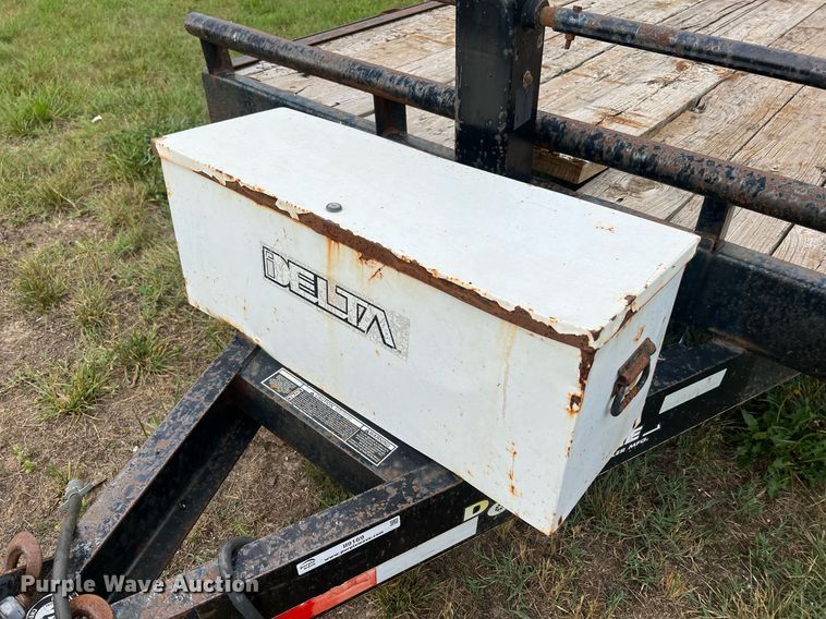 image for item II9169 2008 Doolittle  equipment trailer