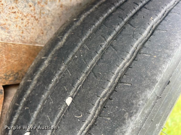 image for item II9169 2008 Doolittle  equipment trailer