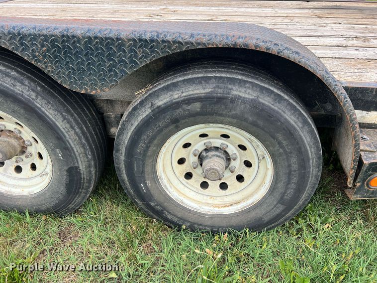 image for item II9169 2008 Doolittle  equipment trailer