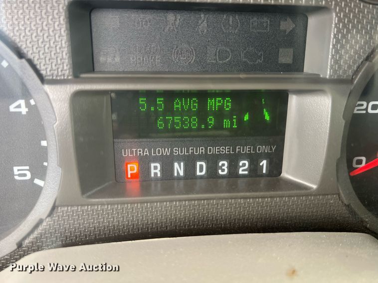 image for item II9170 2009 Ford F350 Super Duty XL  dump flatbed pickup truck