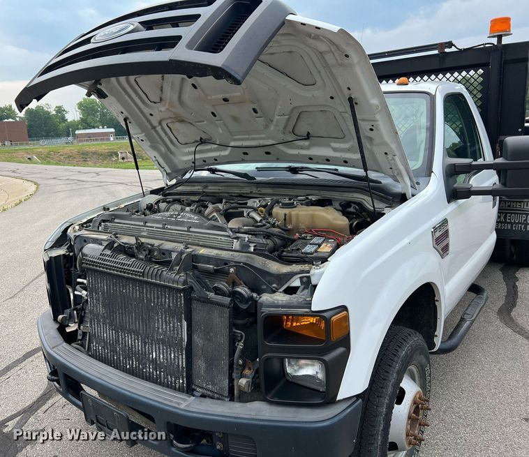 image for item II9170 2009 Ford F350 Super Duty XL  dump flatbed pickup truck