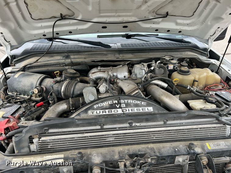 image for item II9170 2009 Ford F350 Super Duty XL  dump flatbed pickup truck