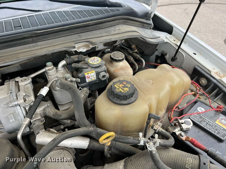 image for item II9170 2009 Ford F350 Super Duty XL  dump flatbed pickup truck