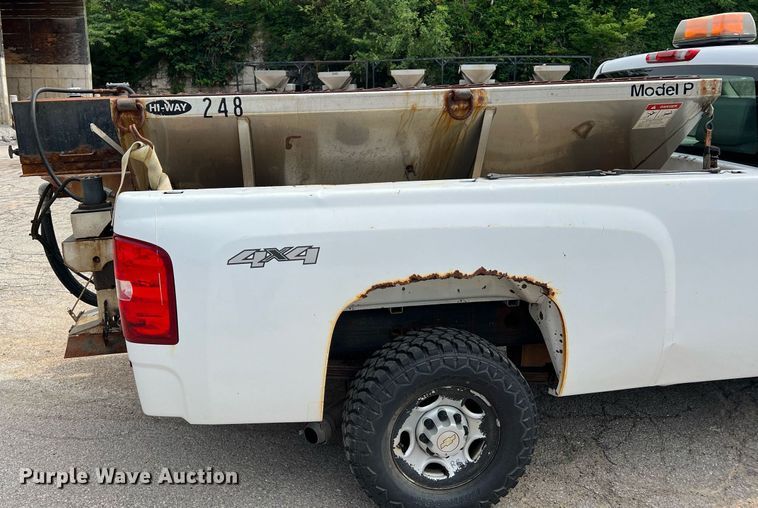 image for item II9179 2008 Chevrolet Silverado 2500HD  pickup truck