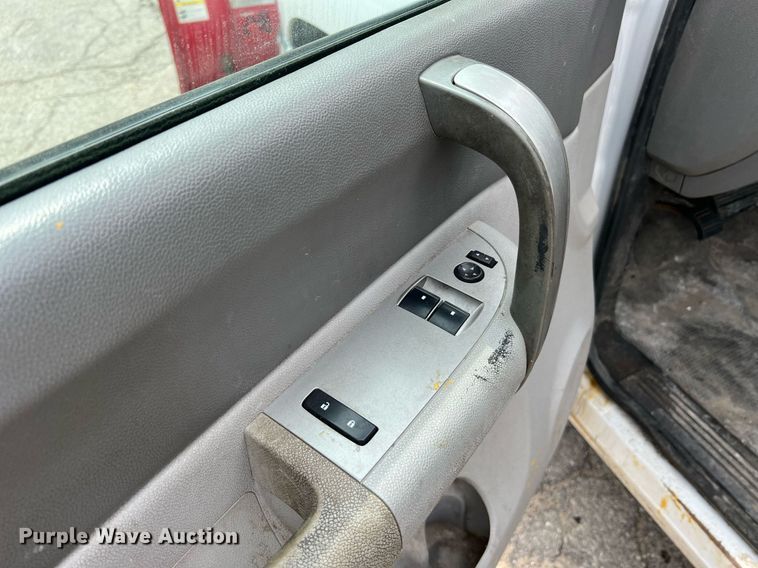 image for item II9179 2008 Chevrolet Silverado 2500HD  pickup truck