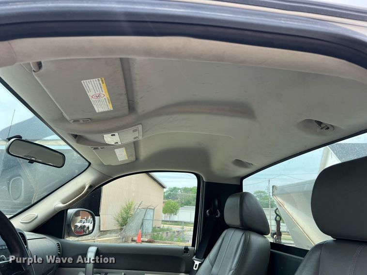 image for item II9179 2008 Chevrolet Silverado 2500HD  pickup truck