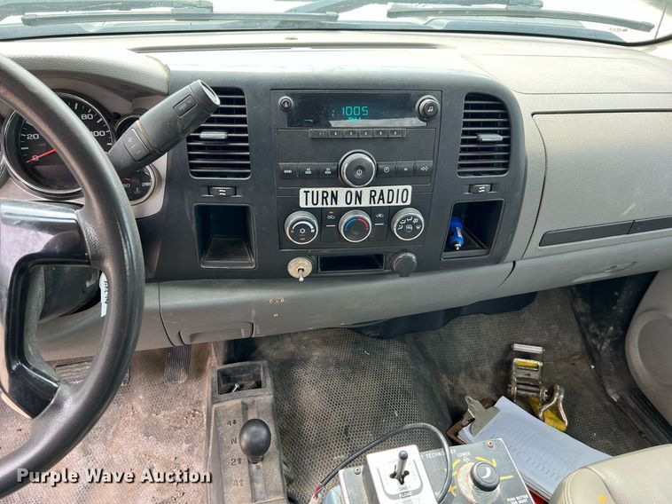 image for item II9179 2008 Chevrolet Silverado 2500HD  pickup truck