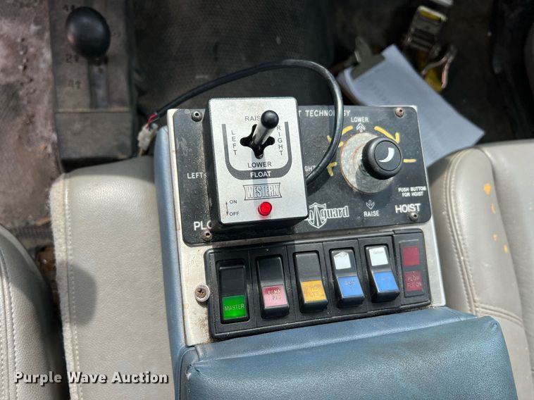 image for item II9179 2008 Chevrolet Silverado 2500HD  pickup truck