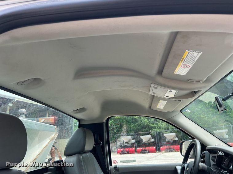 image for item II9179 2008 Chevrolet Silverado 2500HD  pickup truck