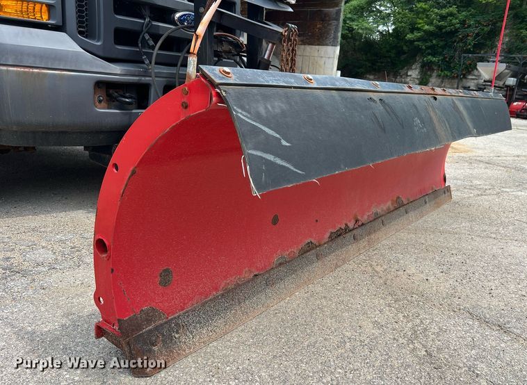 image for item II9180 2005 Ford F550 Super Duty XL  flatbed truck