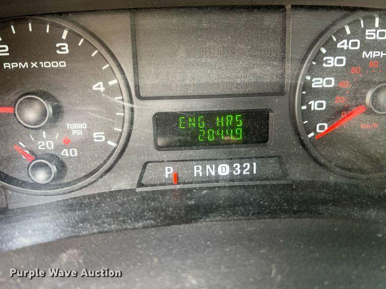 image for item II9180 2005 Ford F550 Super Duty XL  flatbed truck