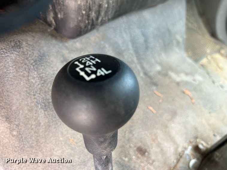 image for item II9180 2005 Ford F550 Super Duty XL  flatbed truck