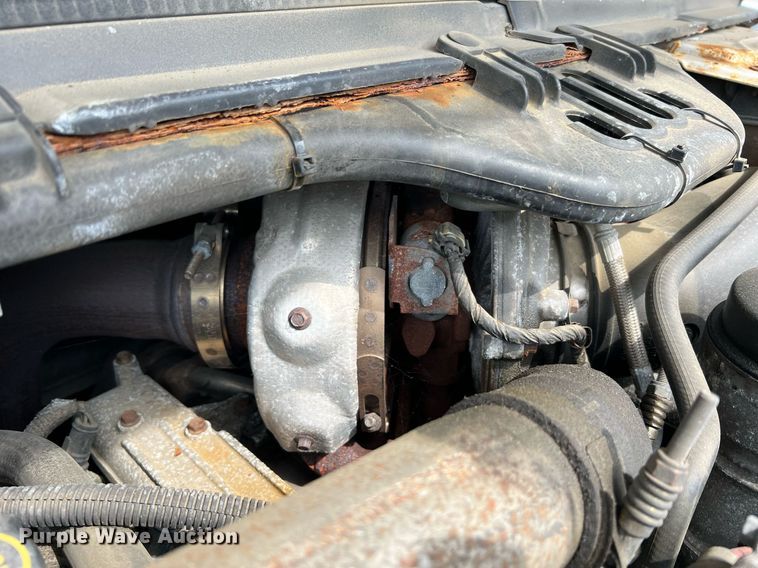 image for item II9180 2005 Ford F550 Super Duty XL  flatbed truck