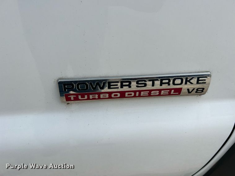 image for item II9180 2005 Ford F550 Super Duty XL  flatbed truck