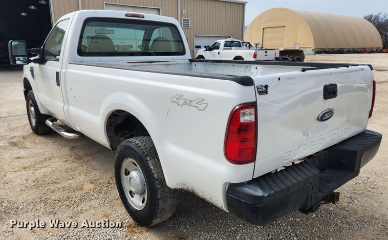 image for item JB9552 2008 Ford F250 Super Duty XL  pickup truck