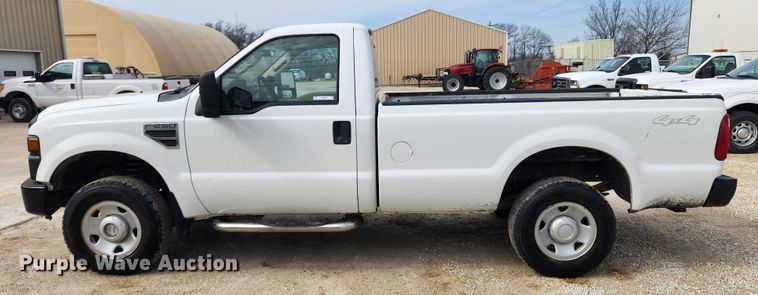 image for item JB9552 2008 Ford F250 Super Duty XL  pickup truck