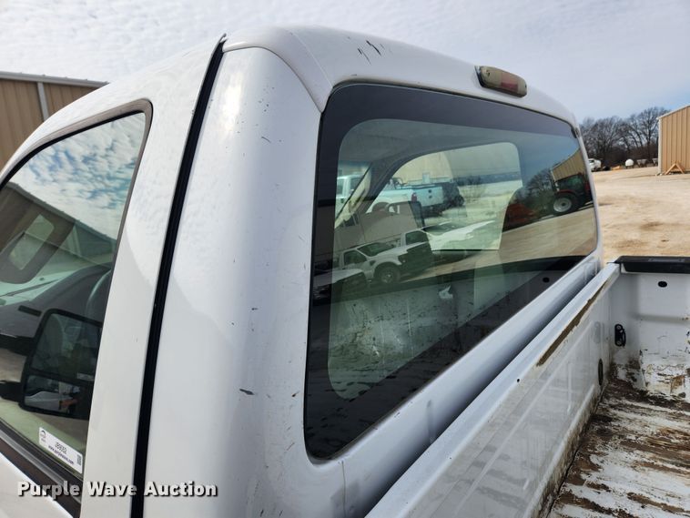 image for item JB9552 2008 Ford F250 Super Duty XL  pickup truck