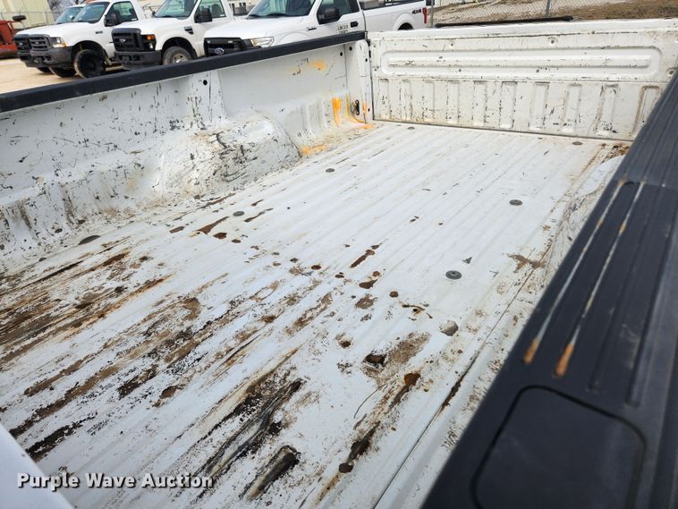 image for item JB9552 2008 Ford F250 Super Duty XL  pickup truck