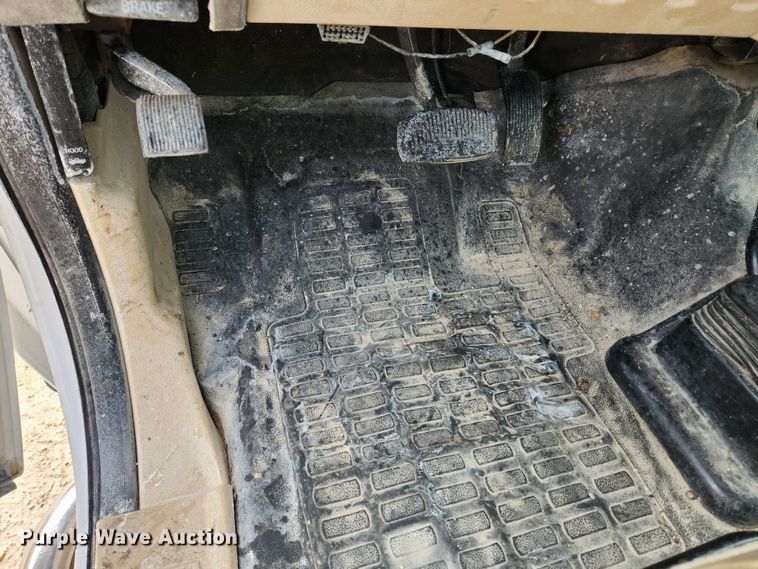 image for item JB9552 2008 Ford F250 Super Duty XL  pickup truck