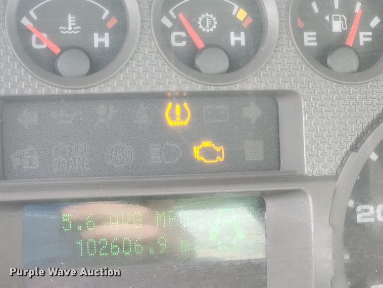 image for item JB9552 2008 Ford F250 Super Duty XL  pickup truck