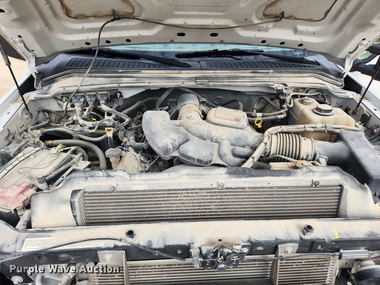 image for item JB9552 2008 Ford F250 Super Duty XL  pickup truck