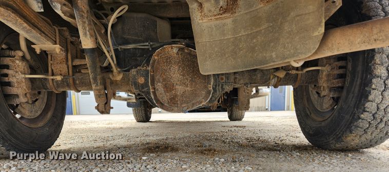 image for item JB9552 2008 Ford F250 Super Duty XL  pickup truck