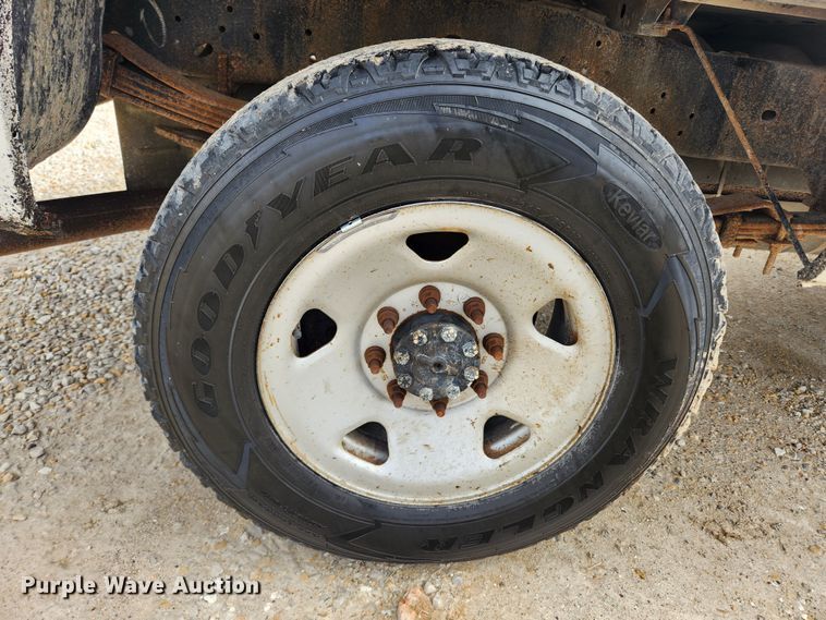 image for item JB9552 2008 Ford F250 Super Duty XL  pickup truck