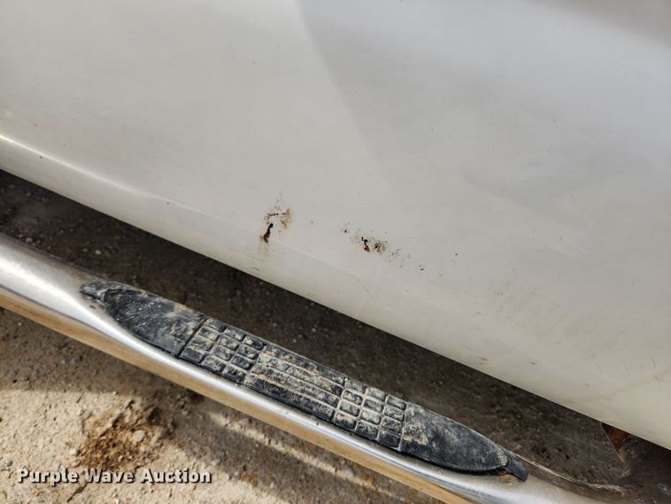 image for item JB9553 2008 Ford F250 Super Duty XL  pickup truck