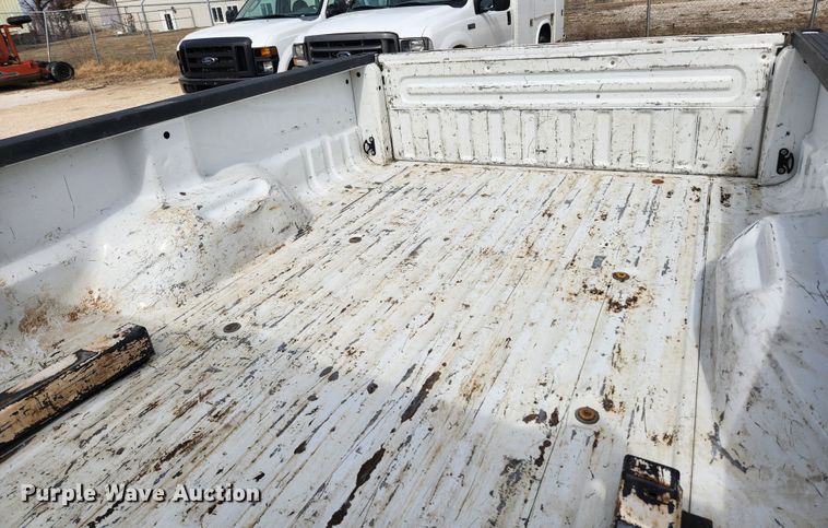 image for item JB9553 2008 Ford F250 Super Duty XL  pickup truck