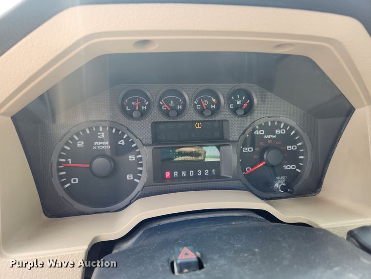 image for item JB9553 2008 Ford F250 Super Duty XL  pickup truck