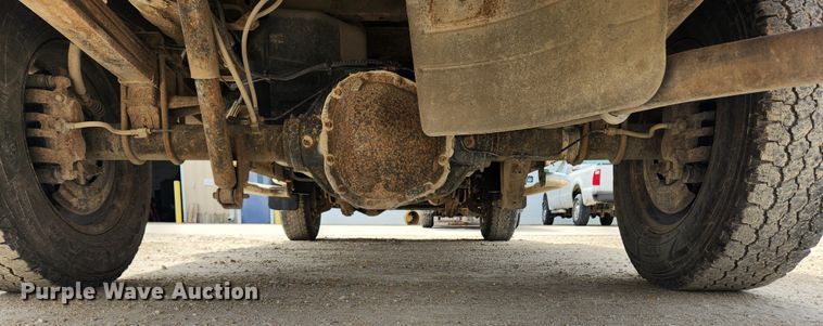 image for item JB9553 2008 Ford F250 Super Duty XL  pickup truck